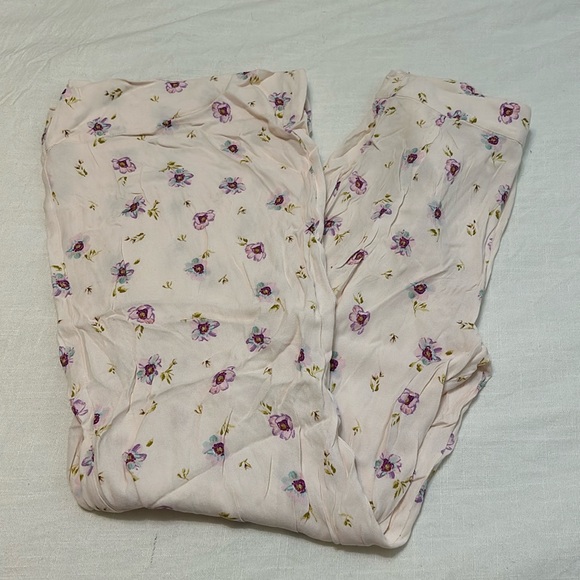 AFRM high waisted Floral pants - Picture 2 of 6